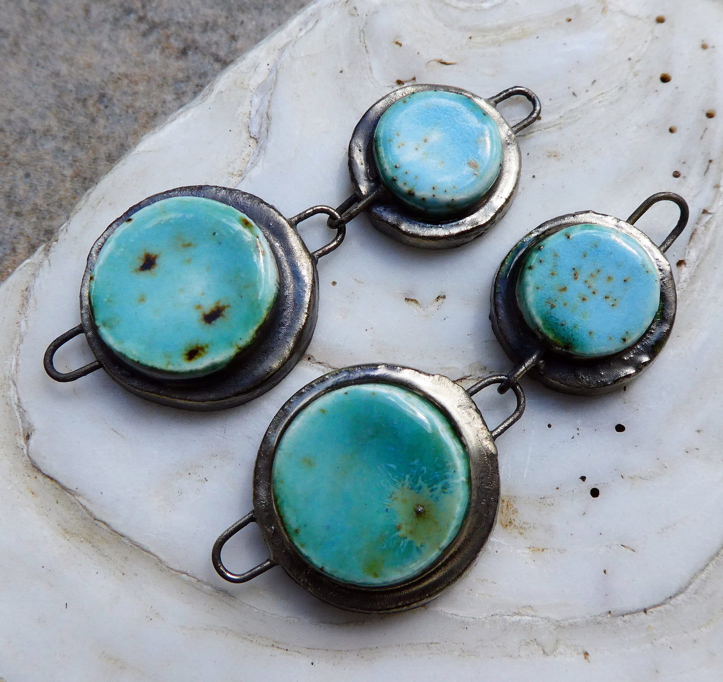 Ceramic Double Disc Moulded Dangle Connectors -Turquoise Sandstone and Blue Guppy