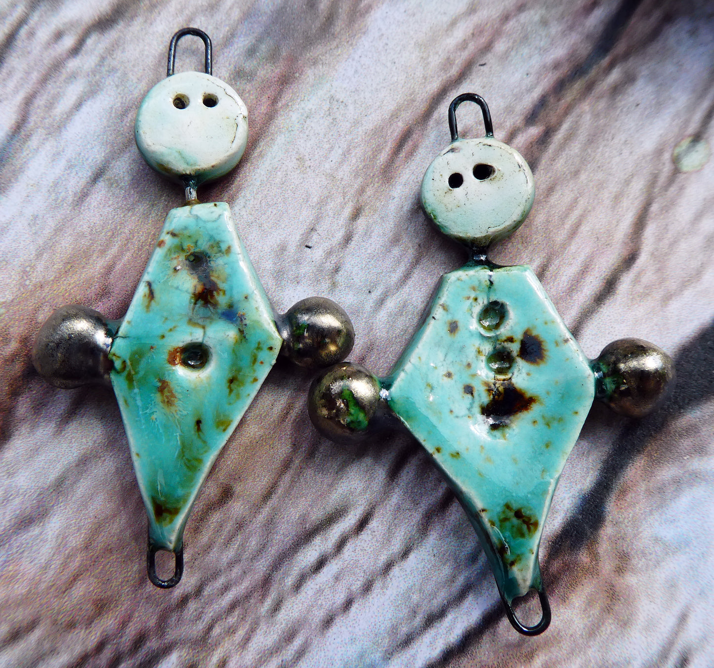 Ceramic Simple Souls Connectors - Blue Guppy