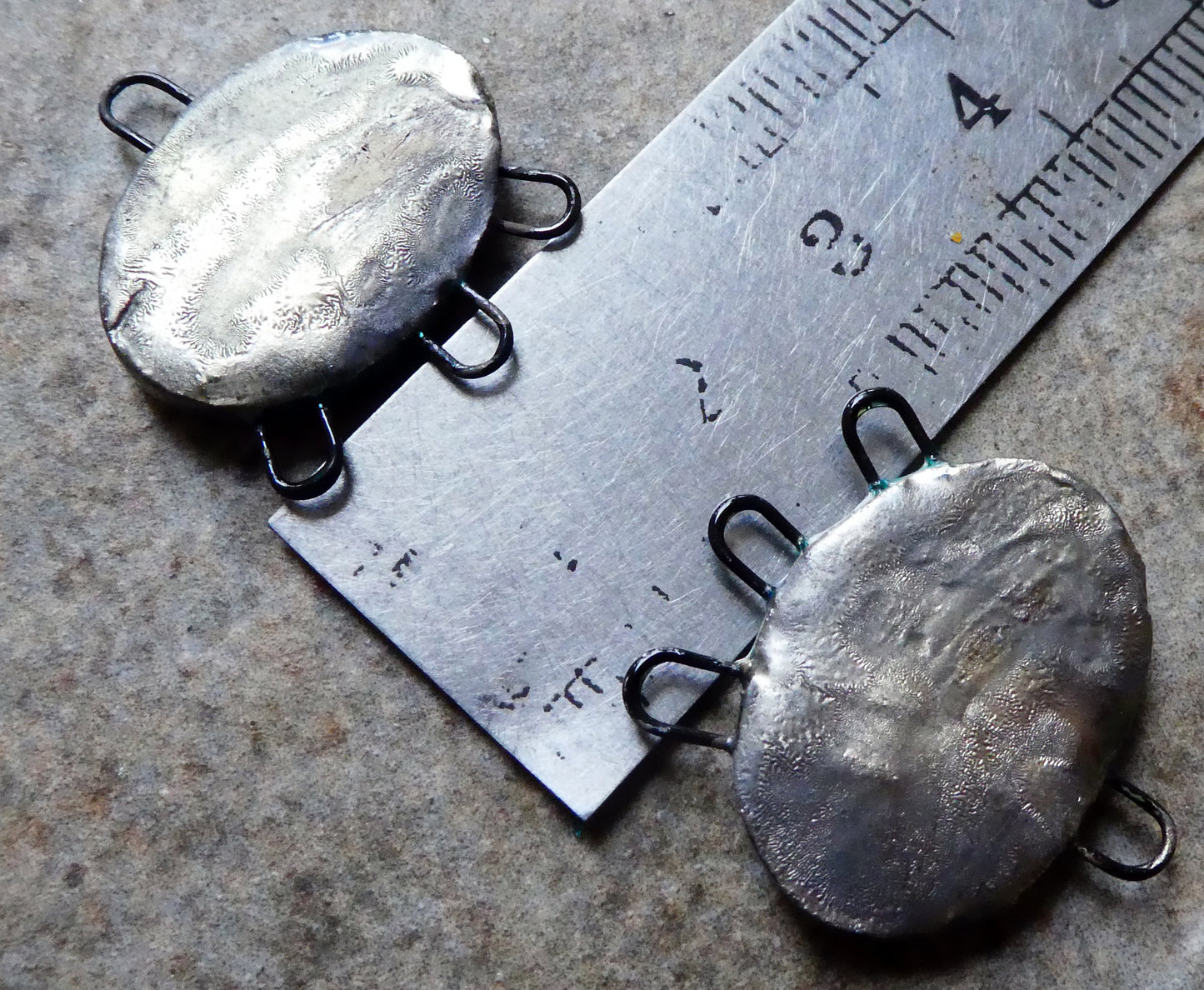 Ceramic Textured Wave Earring Connectors