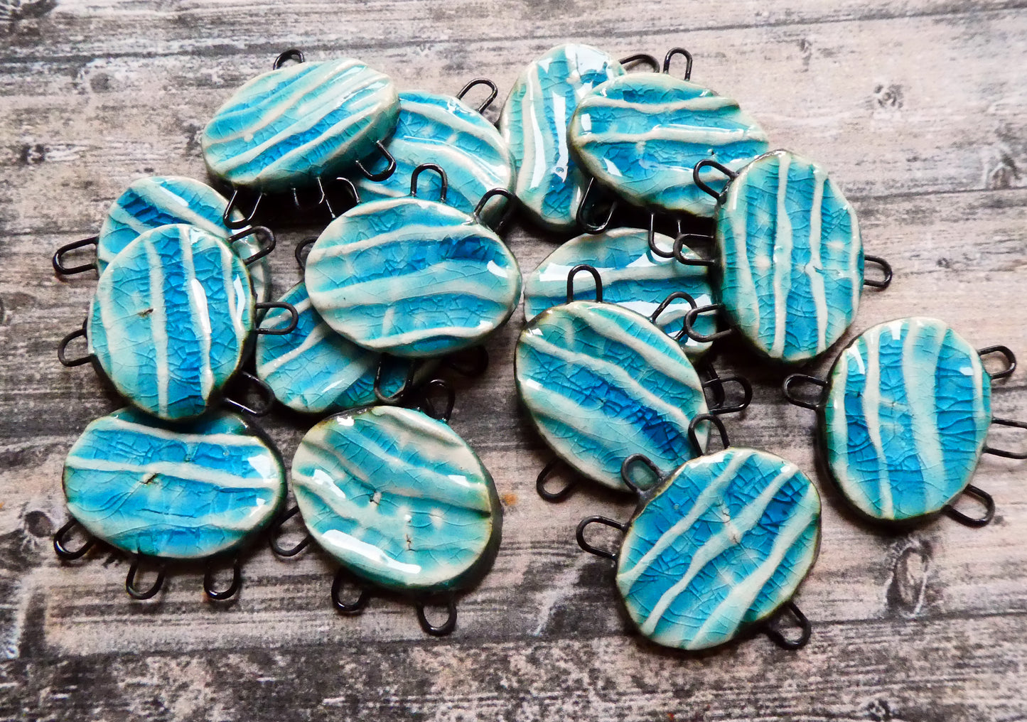 Ceramic Textured Wave Earring Connectors