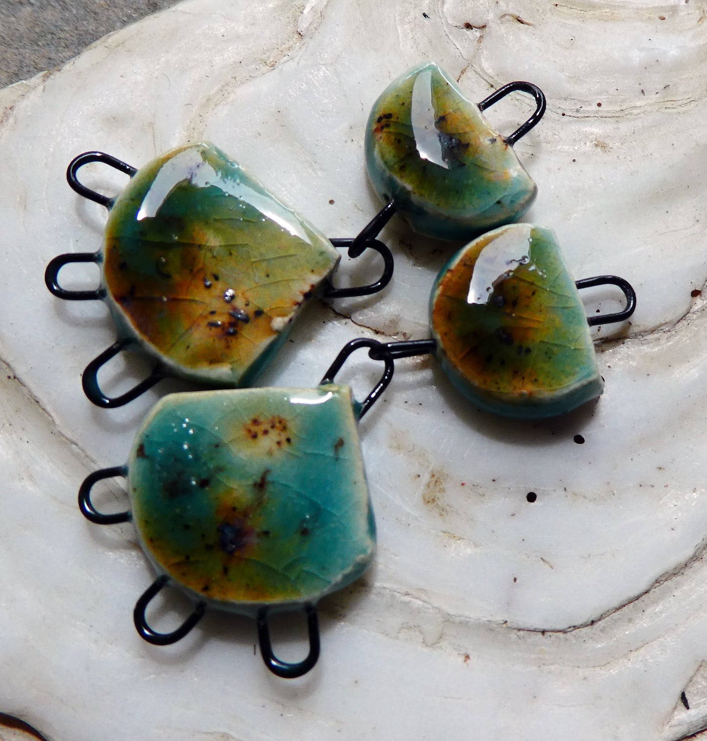 Ceramic Three Hoop Dangle Connectors - Lotus Blossom