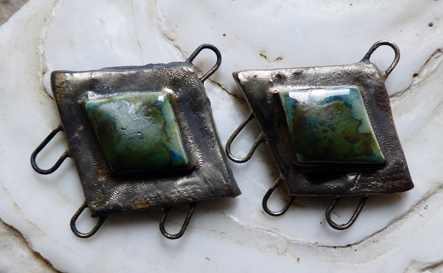 Ceramic Moulded Three Hoop Connectors - Mystic Jade