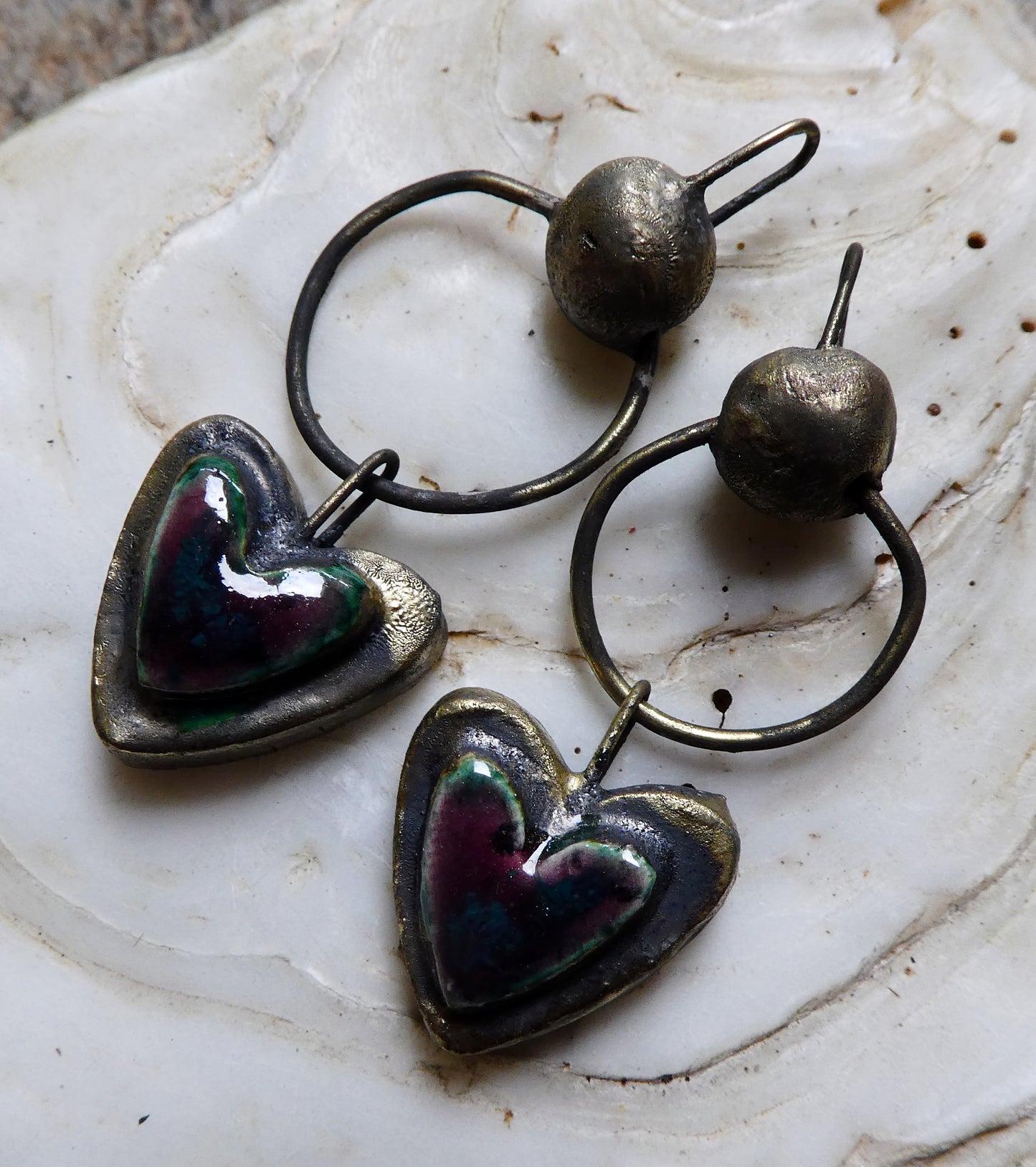 Ceramic Moulded Bobble and Heart Dangles - Peppered Raspberry