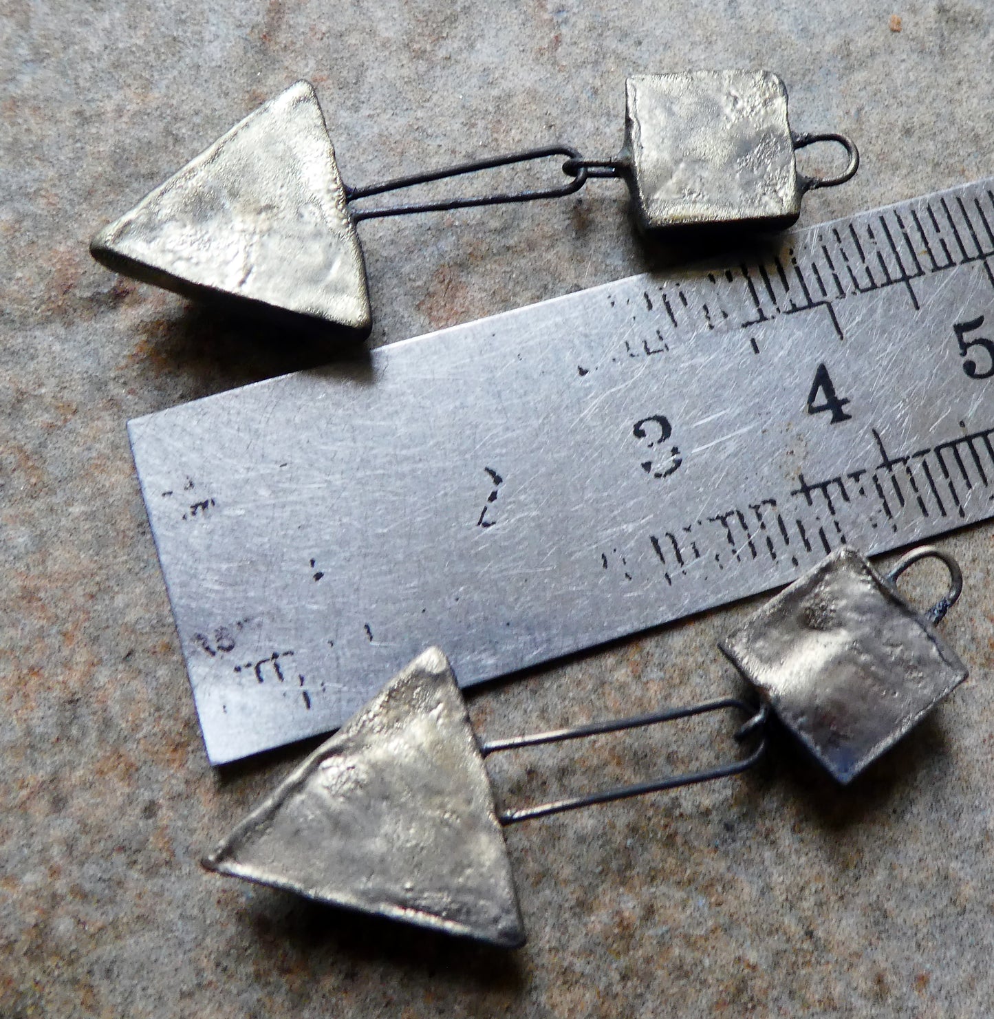 Ceramic Moulded Square and Triangle Dangles - Firecracker