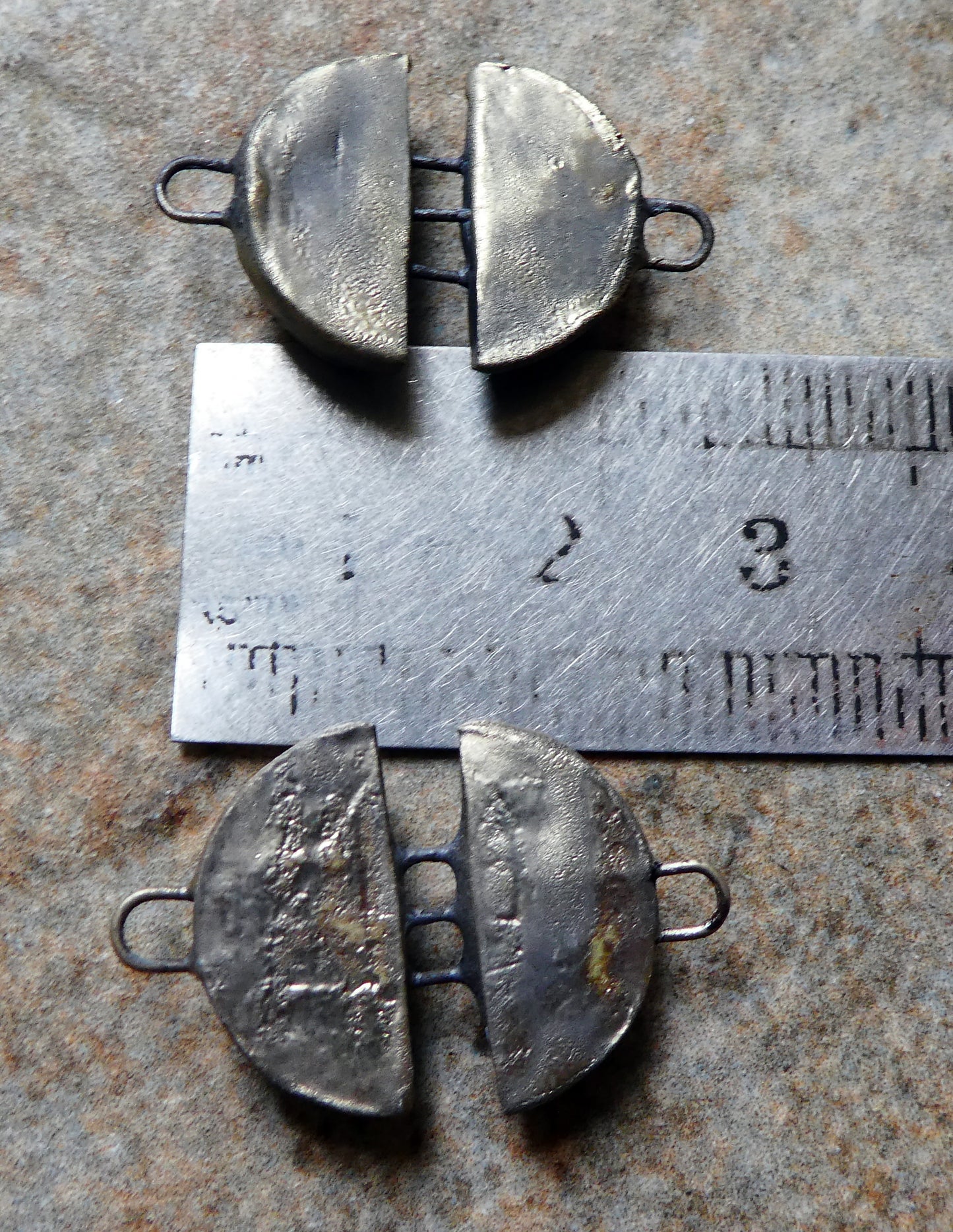 Ceramic Moulded Double Semi Circle Connectors-Lotus Blossom