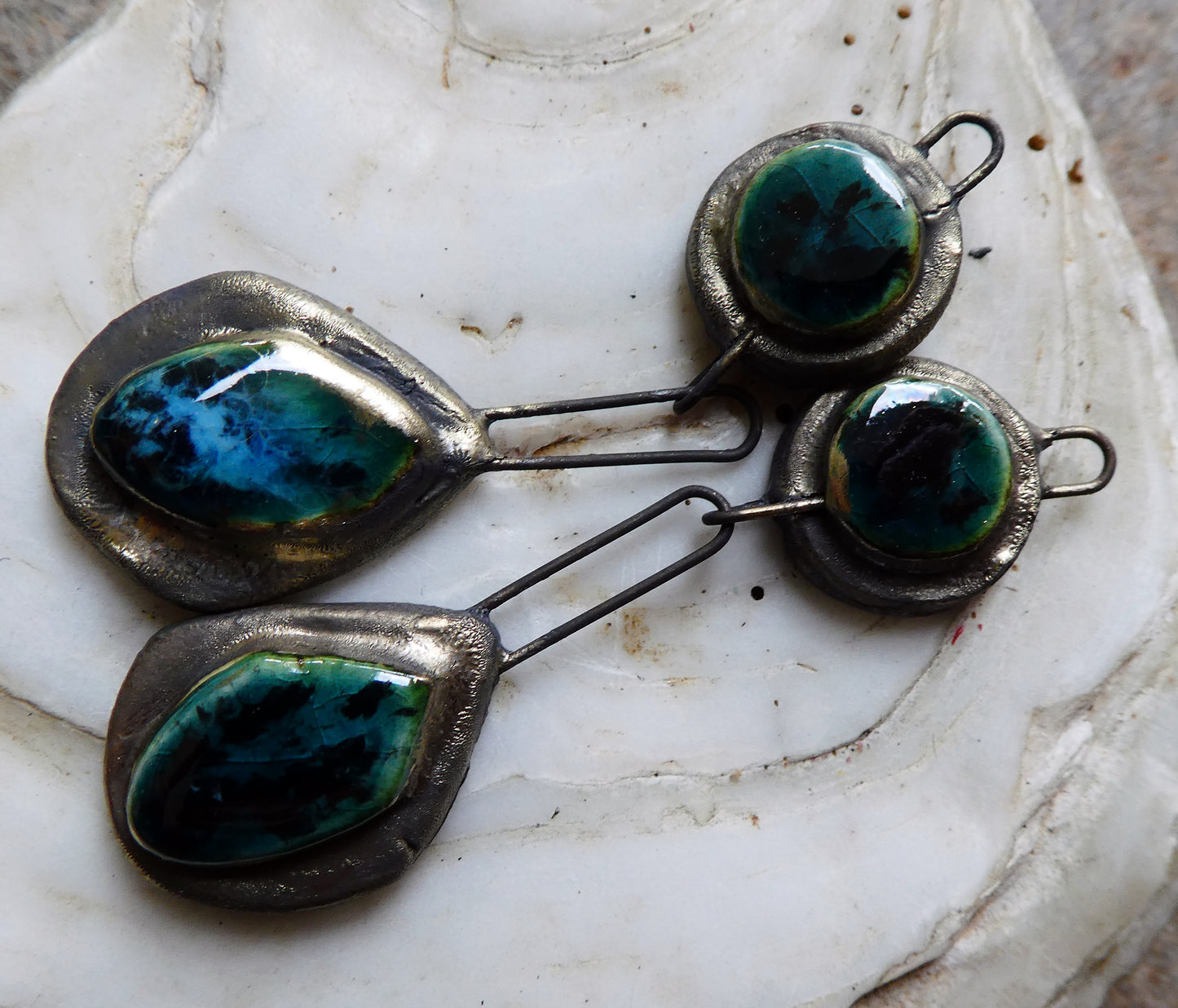 Ceramic Moulded Mixed Shape Dangles -Ocean Mist
