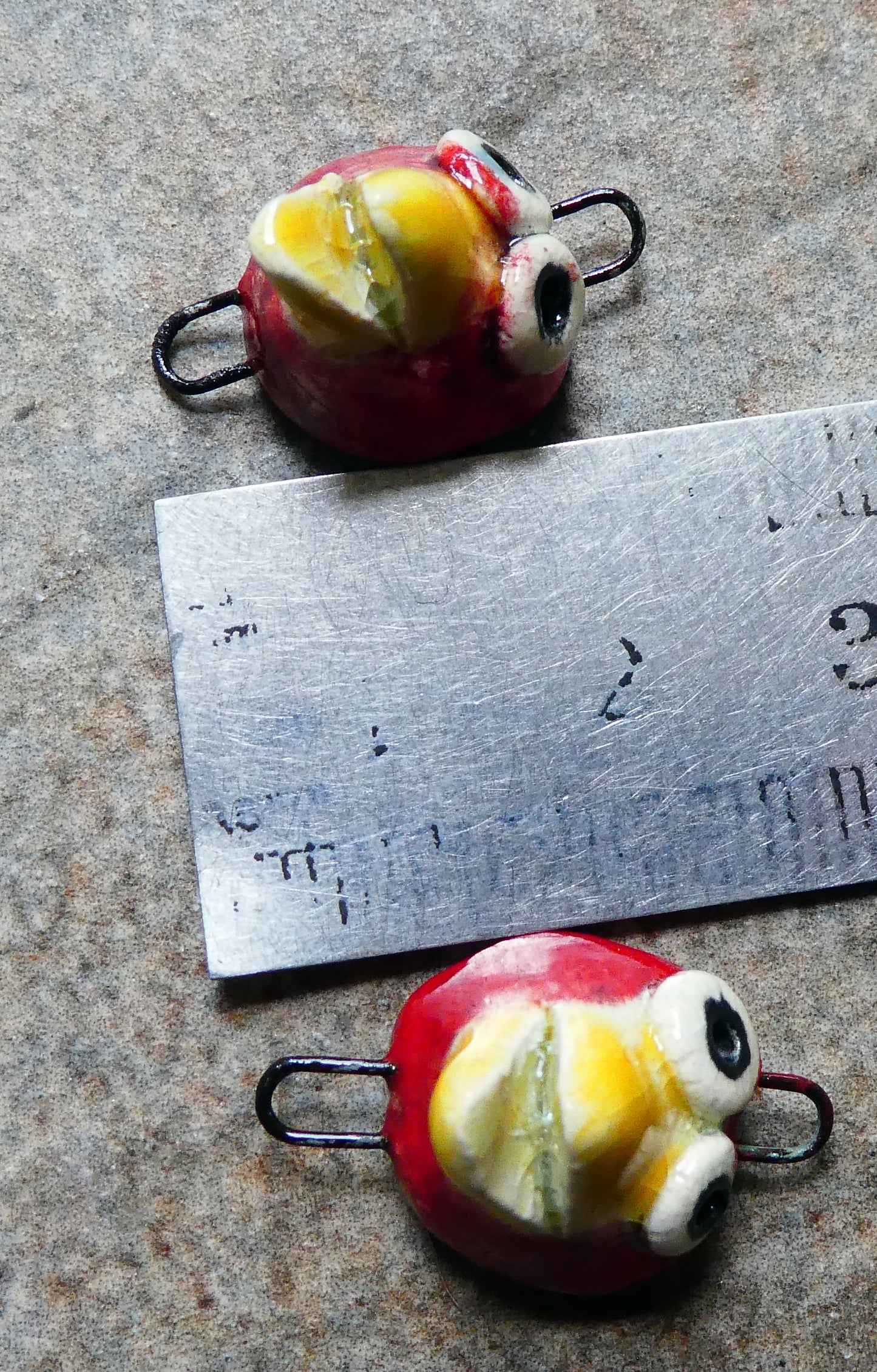 Ceramic Bird Face Connectors - Red