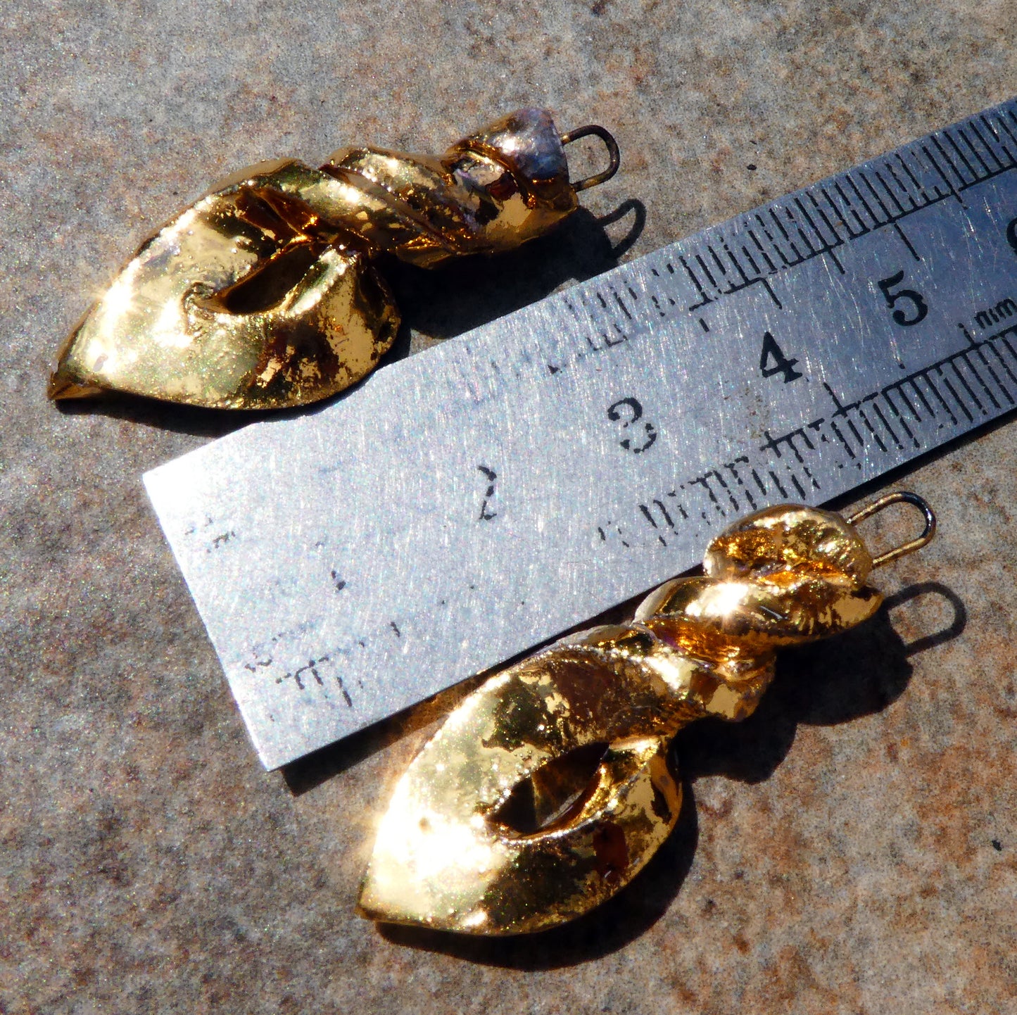 Ceramic Maori Style Twist Charms -Gold Lustre