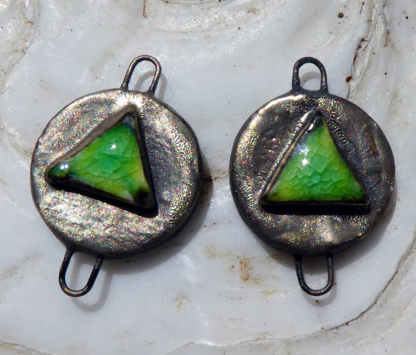 Ceramic Little Moulded Round Connectors -Lime