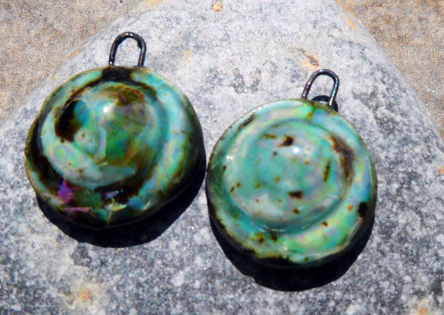 Ceramic Lustrous Button Shell Textured Charms- Blue Guppy
