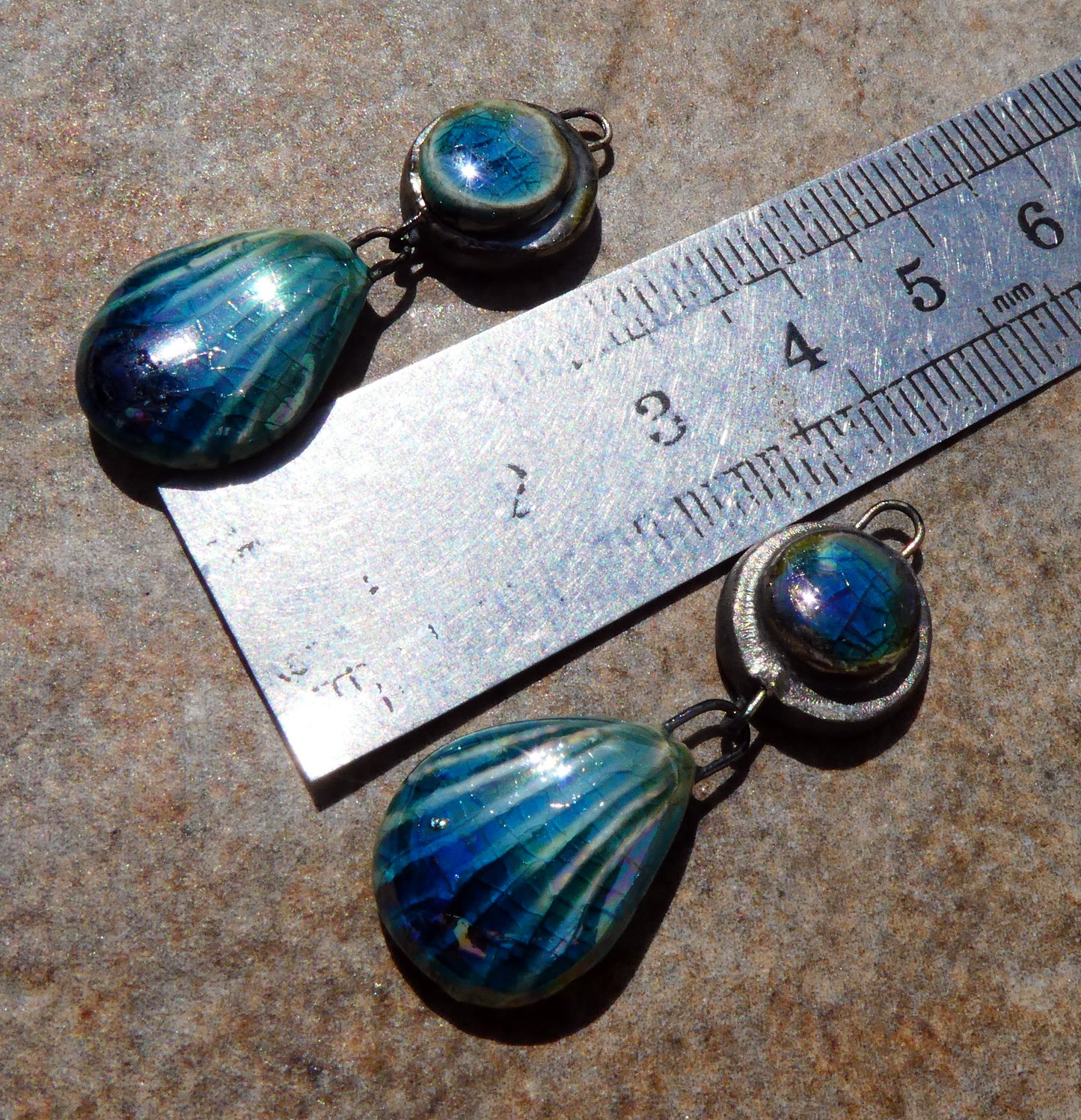 Ceramic Lustrous Moulded Disc and Shell Dangles - Oriental Blue