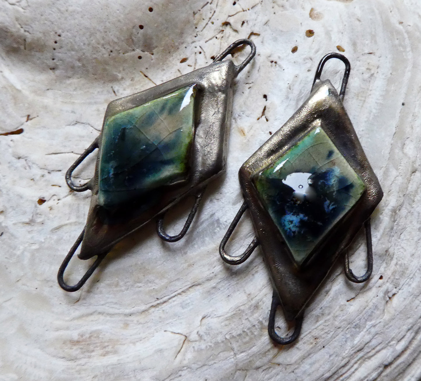 Ceramic Moulded Diamond Connectors-Sea Urchin