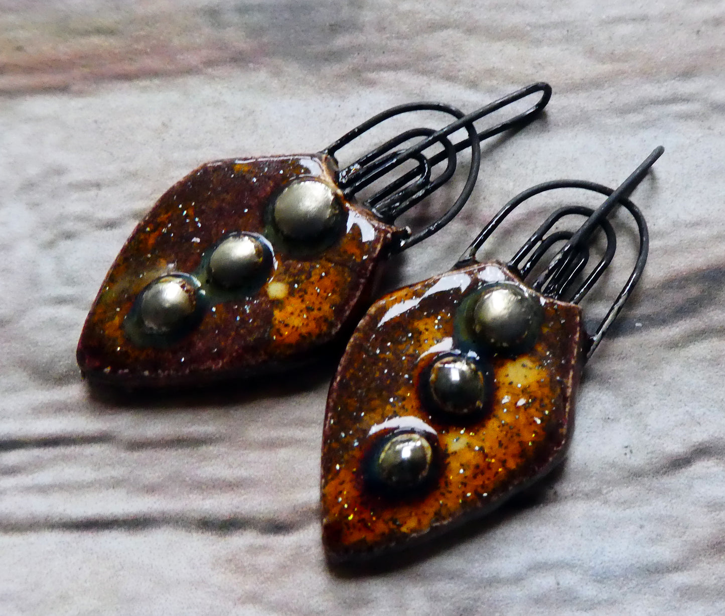 Ceramic Multi Hoop Pointed Charms -Amber Sparks
