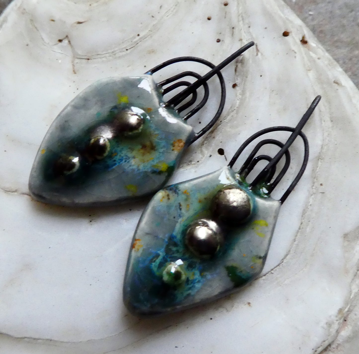 Ceramic Multi Hoop Pointed Charms -Mountain Moss