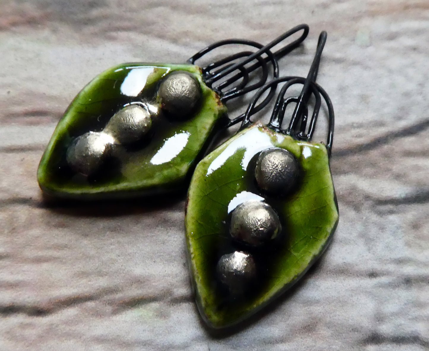 Ceramic Multi Hoop Pointed Charms -Olive