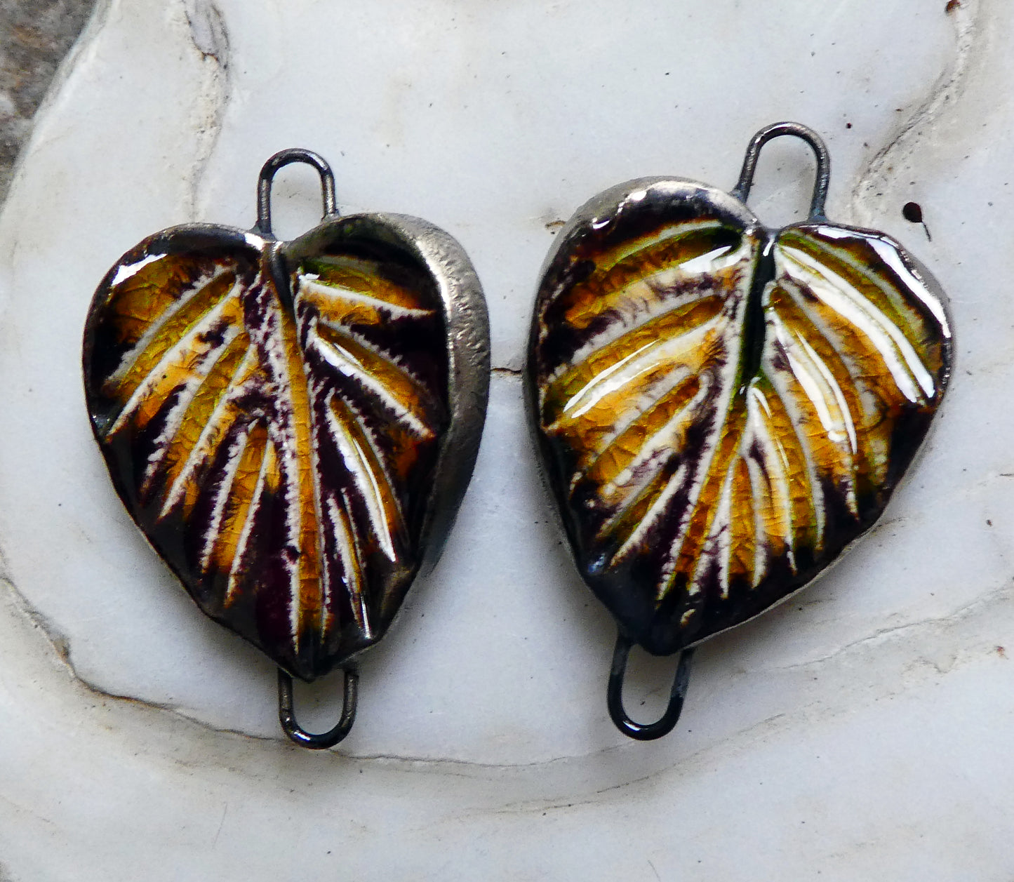 Ceramic Heart Shaped Leaf Connectors - Dune