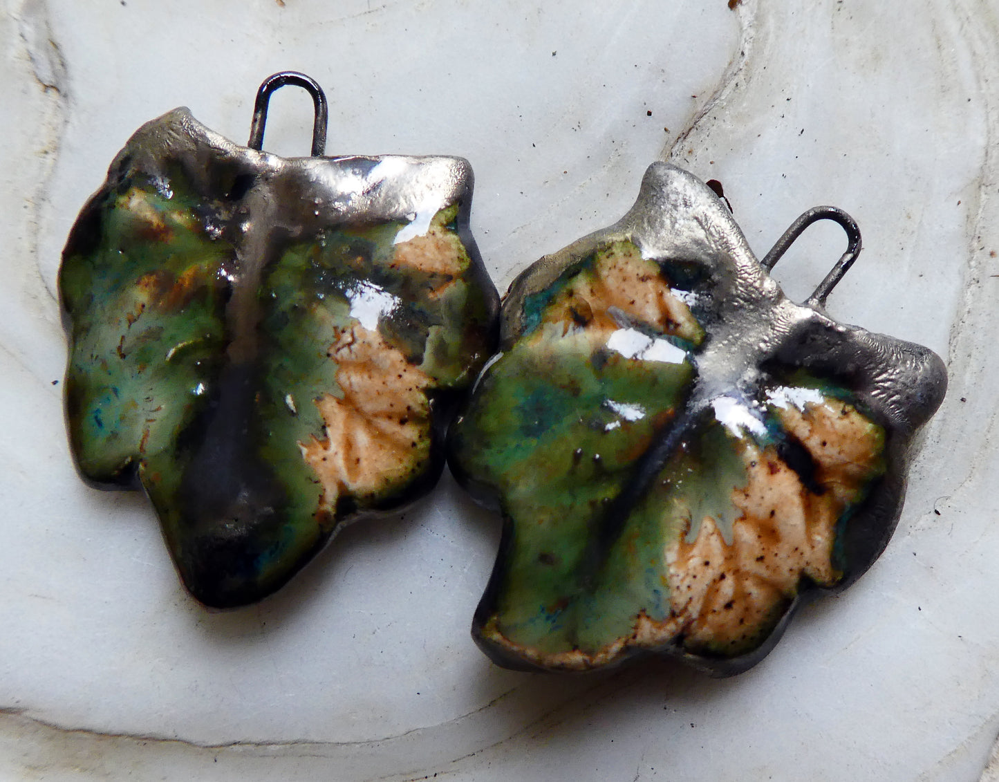 Ceramic Leaf Charms -Oriental Caramel