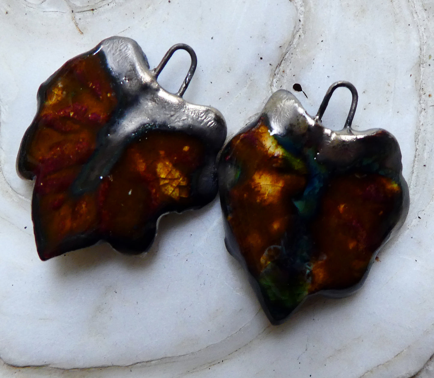 Ceramic Leaf Charms - Renaissance