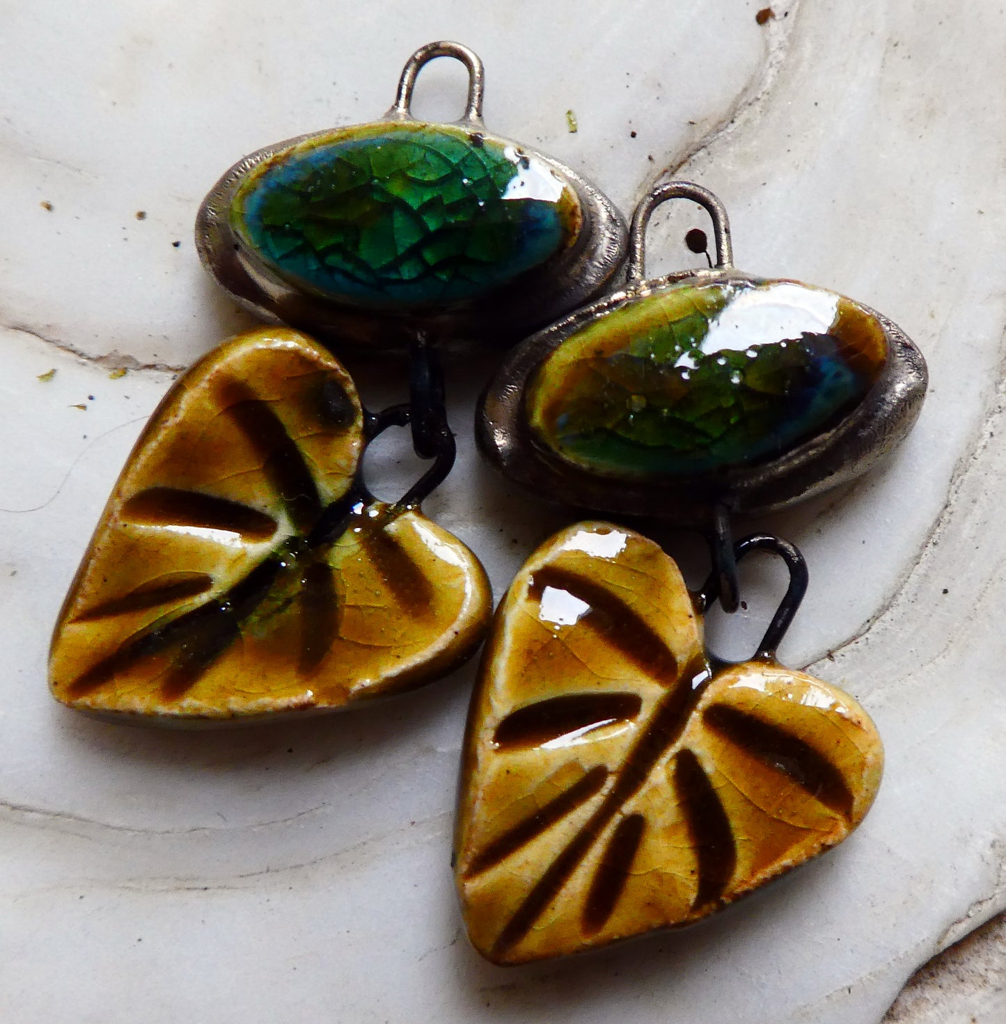 Ceramic Moulded Oval and Leaf Dangles - Billabong