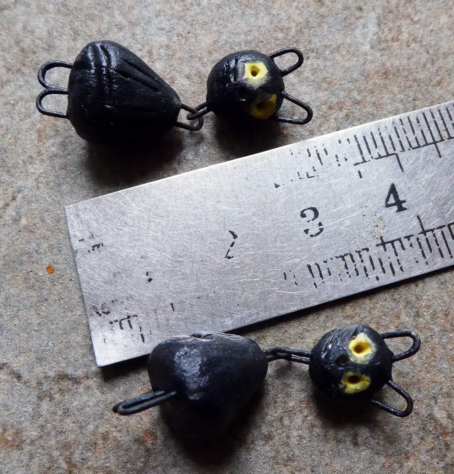 Ceramic Dangly Cat Connectors - Matte Black