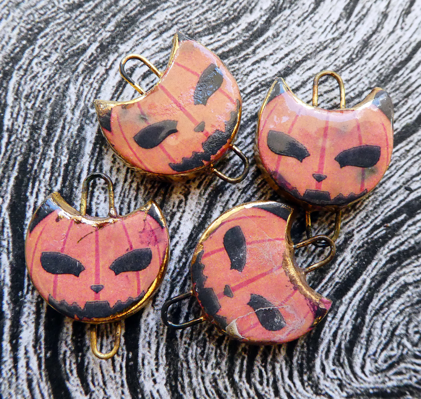 Ceramic Spooky Pumpkat Decal Disc Earring Connectors#1