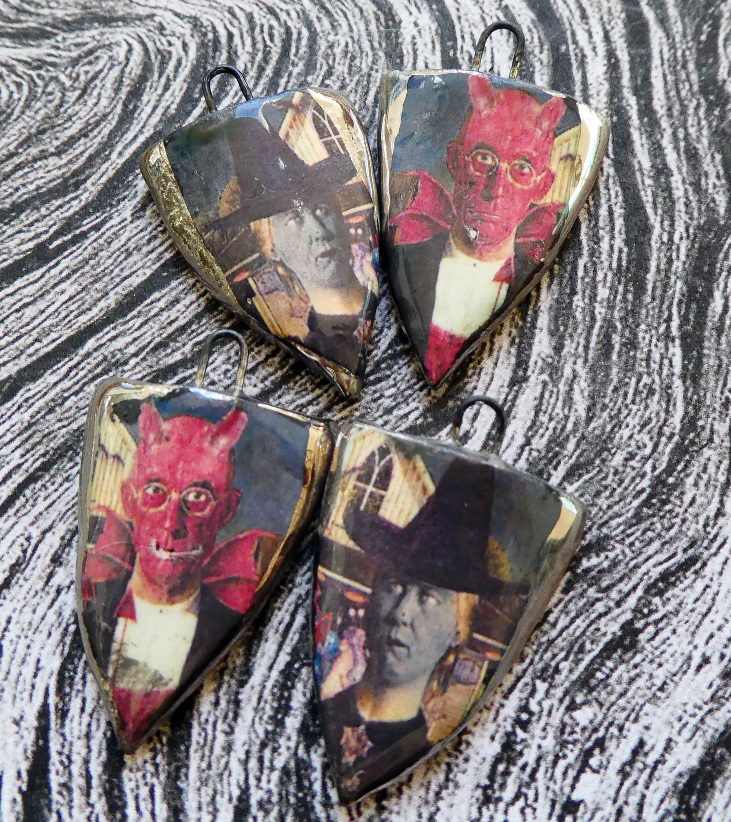 Ceramic Decal Shield Earring Charms - American Gothic #1