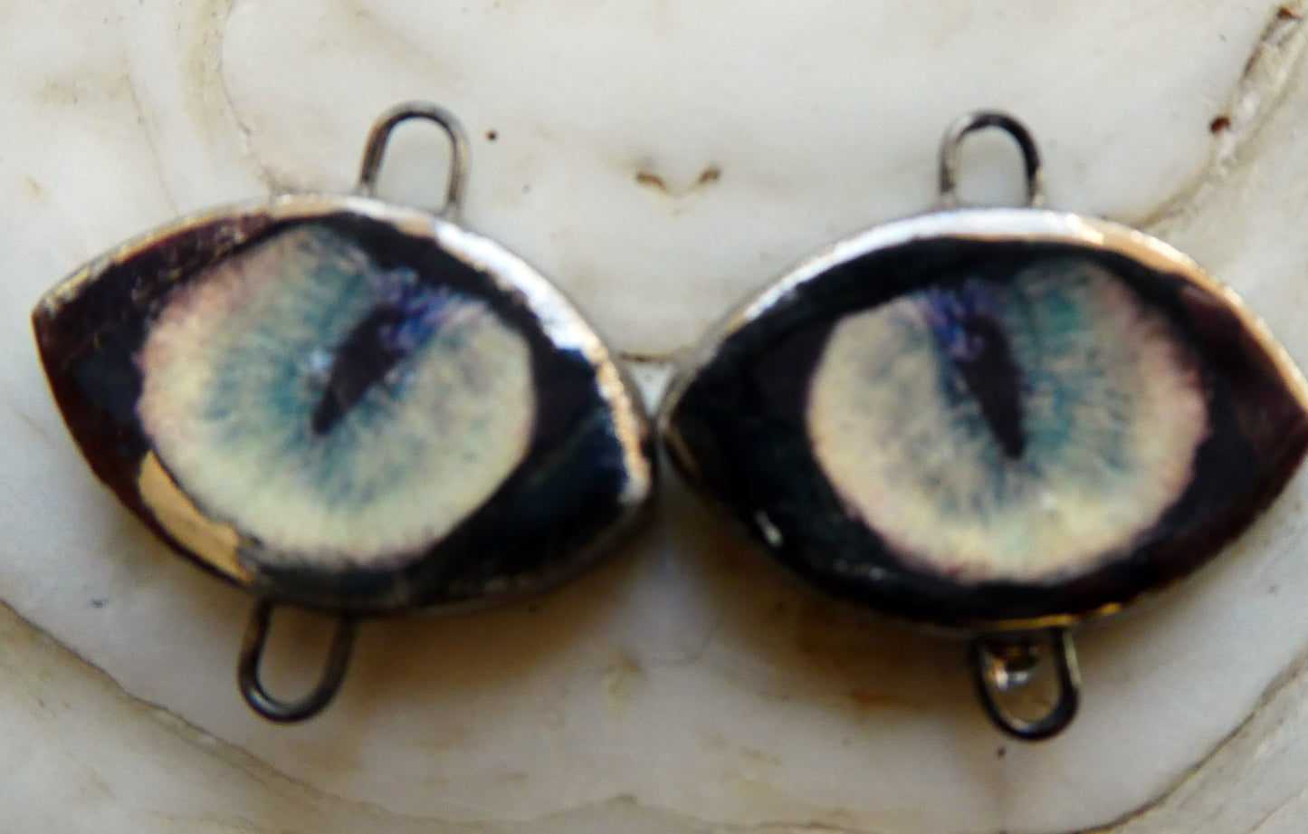 Ceramic Cats Eyes Decal Connectors #1