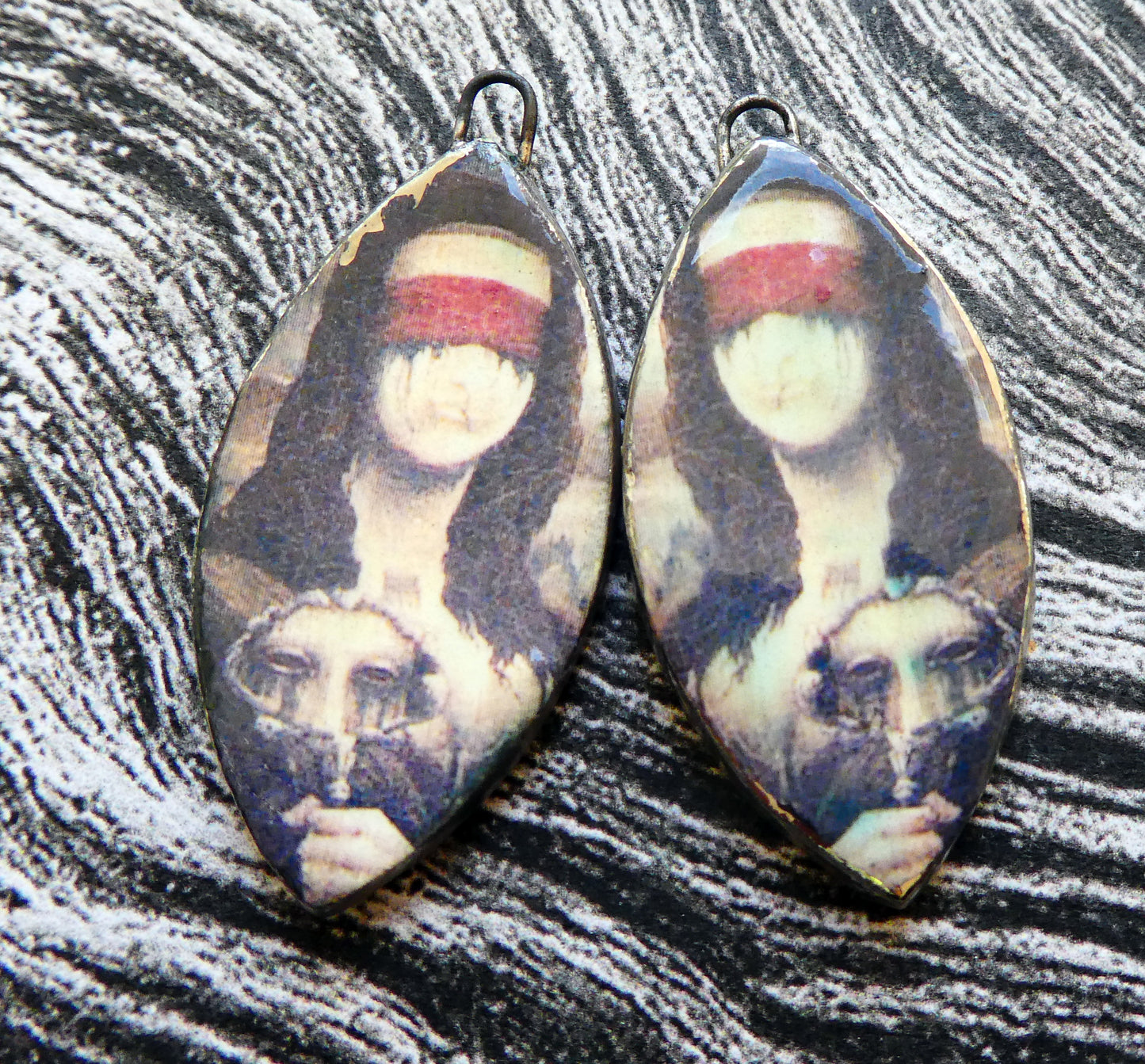 Ceramic Halloween Mona Decal Charms #1