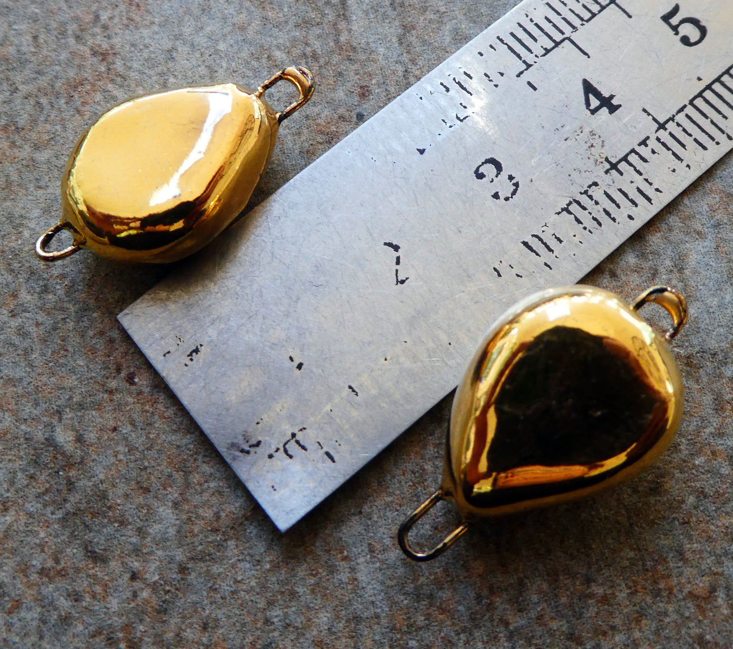 Ceramic Skull Earring Connectors -Gold Lustre