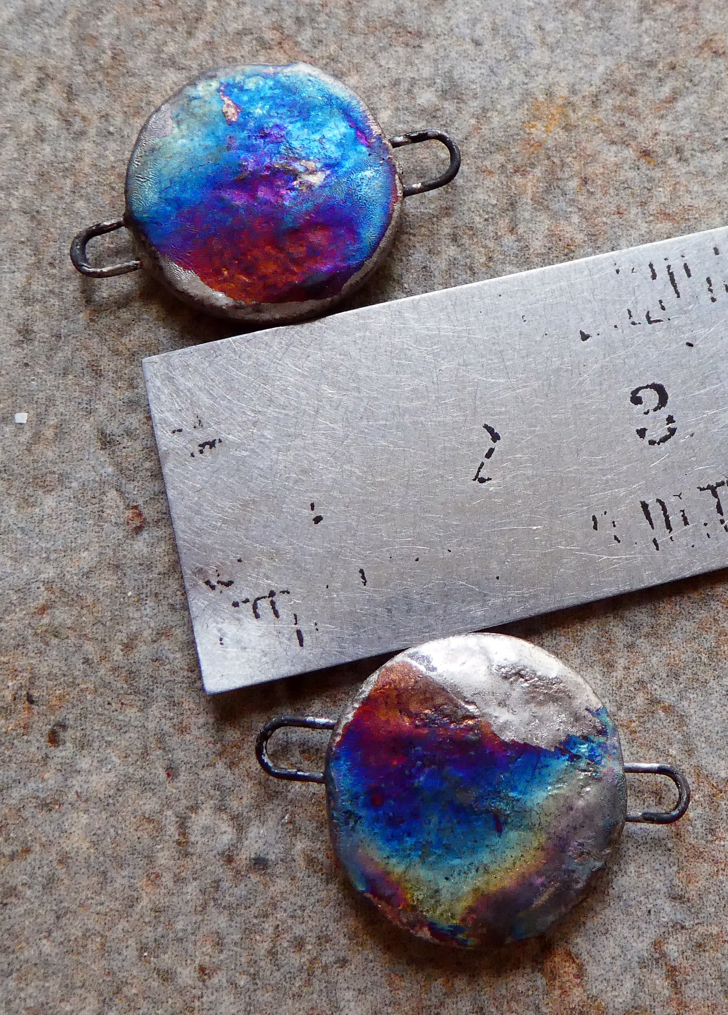 Ceramic Green Man Decal Disc Connectors - #6