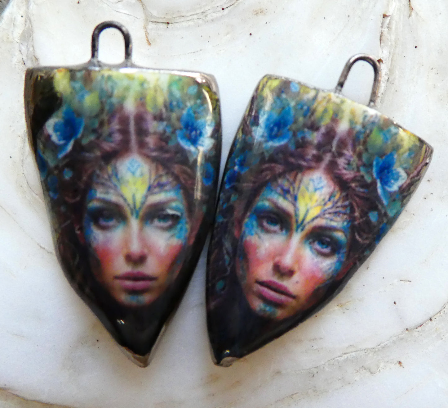 Ceramic Green Woman Decal Shield Charms #3