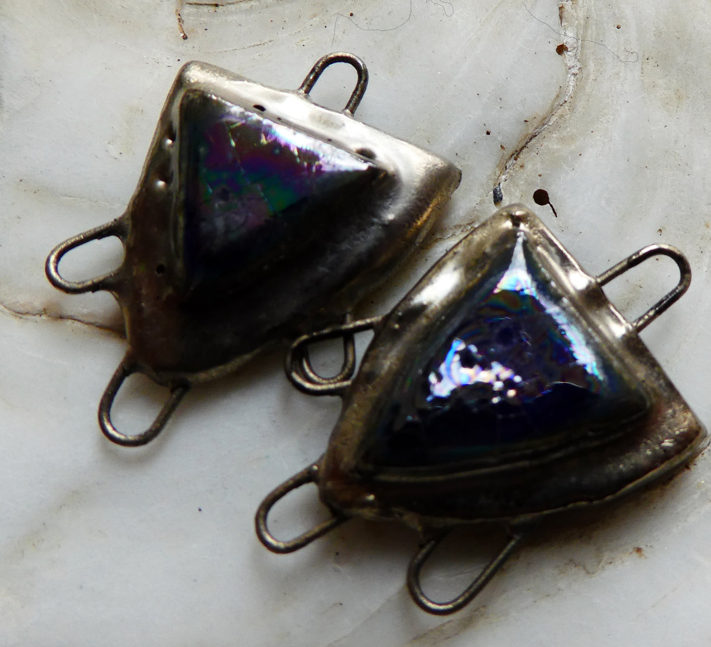 Ceramic Moulded Shield Connectors - Mirror Blue