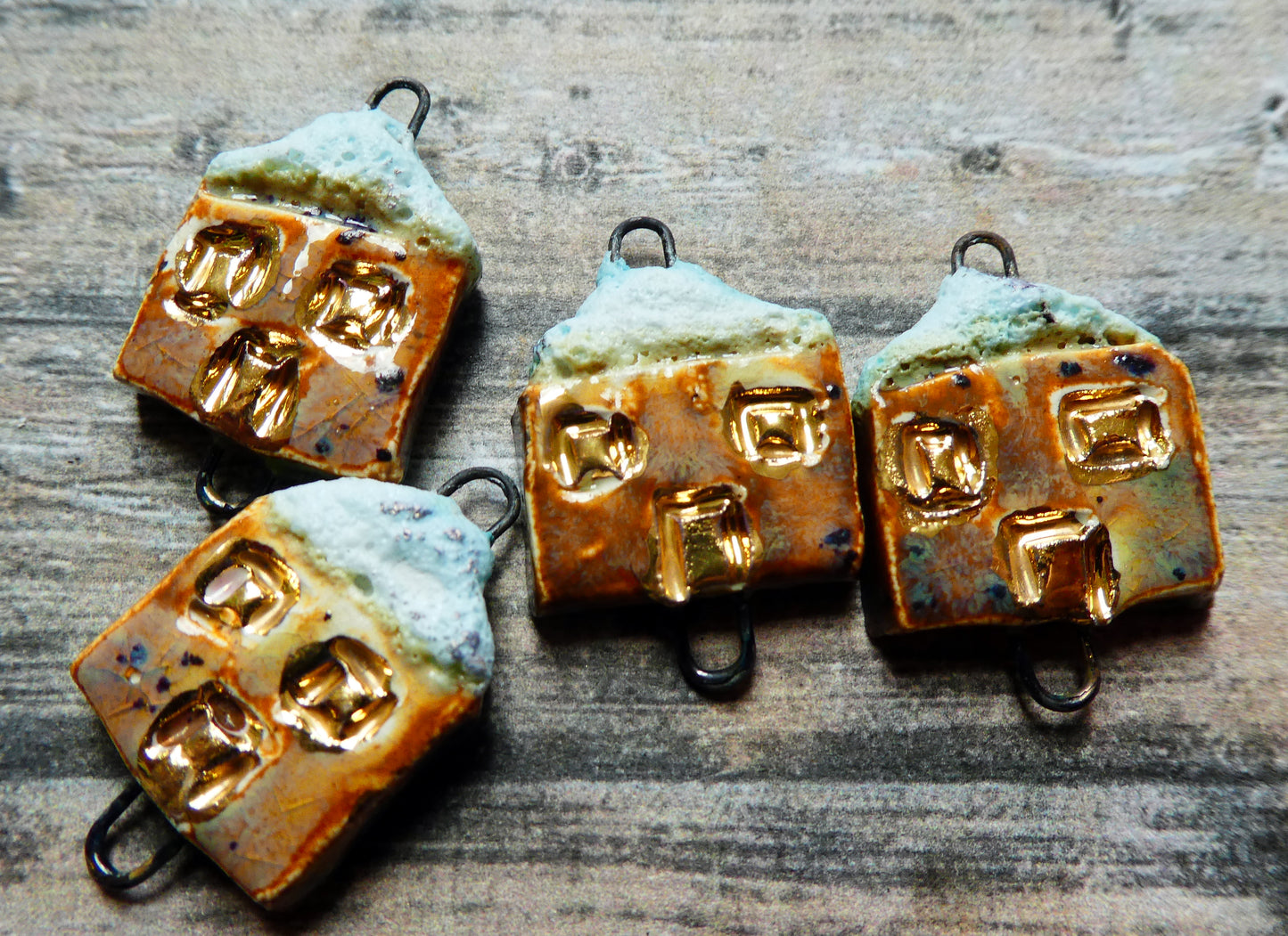 Ceramic Snow Topped House Connectors - Amber Ash