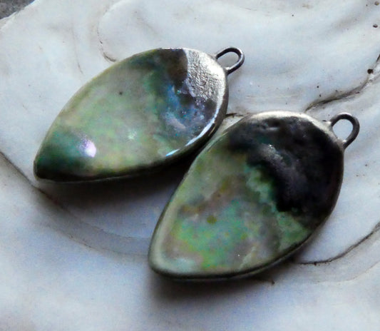 Ceramic Lustrous Flat Leaf Drops -Celadon