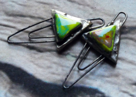 Ceramic Moulded Triangle Double Hoop Connectors- Cherry Limeade