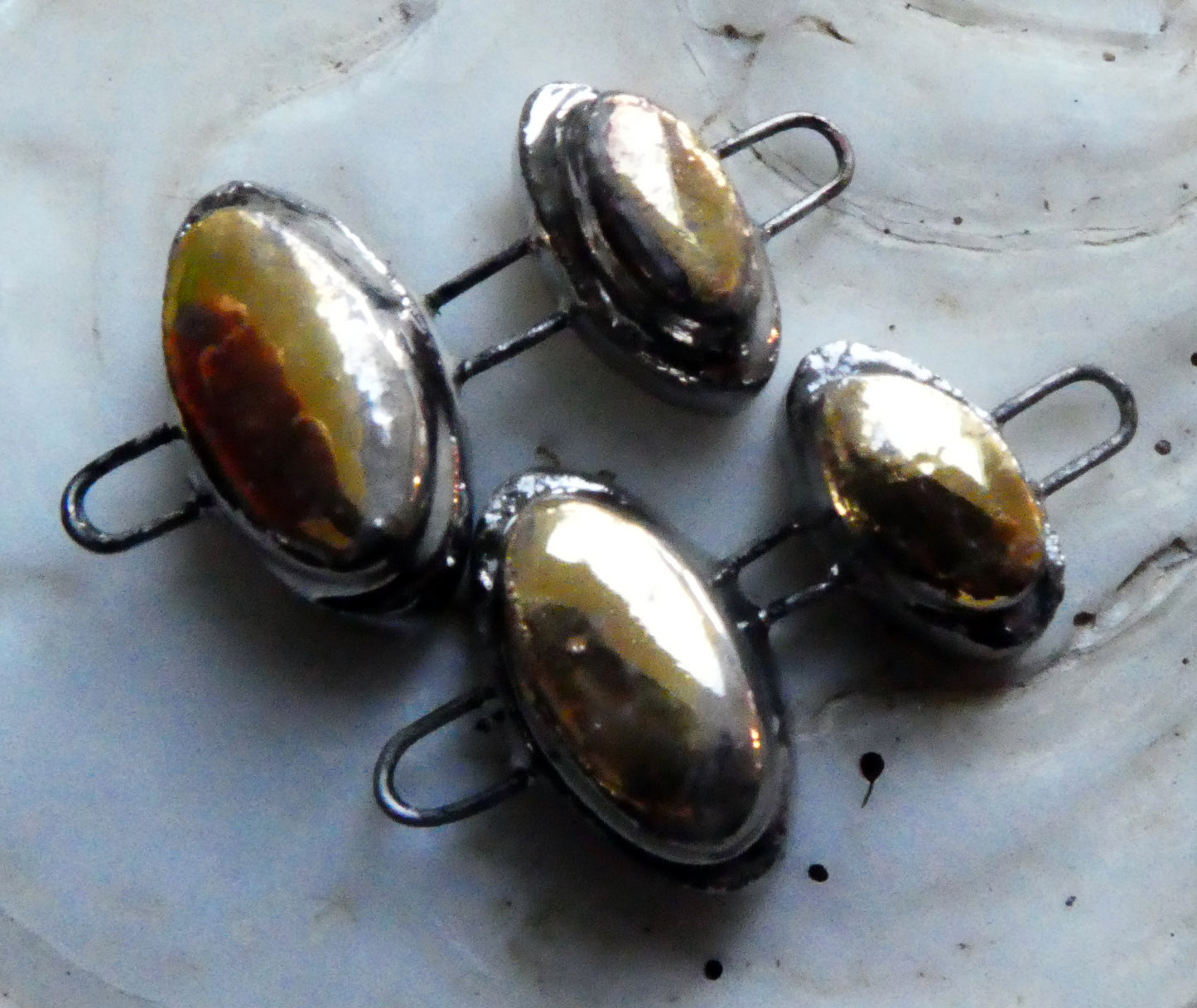 Ceramic Little Moulded Double Oval Connectors -Gold and Platinum