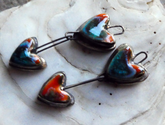 Ceramic Moulded Double Heart Dangles -Vermillion Sunburst