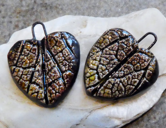 Ceramic Leaf Hearts - Dune