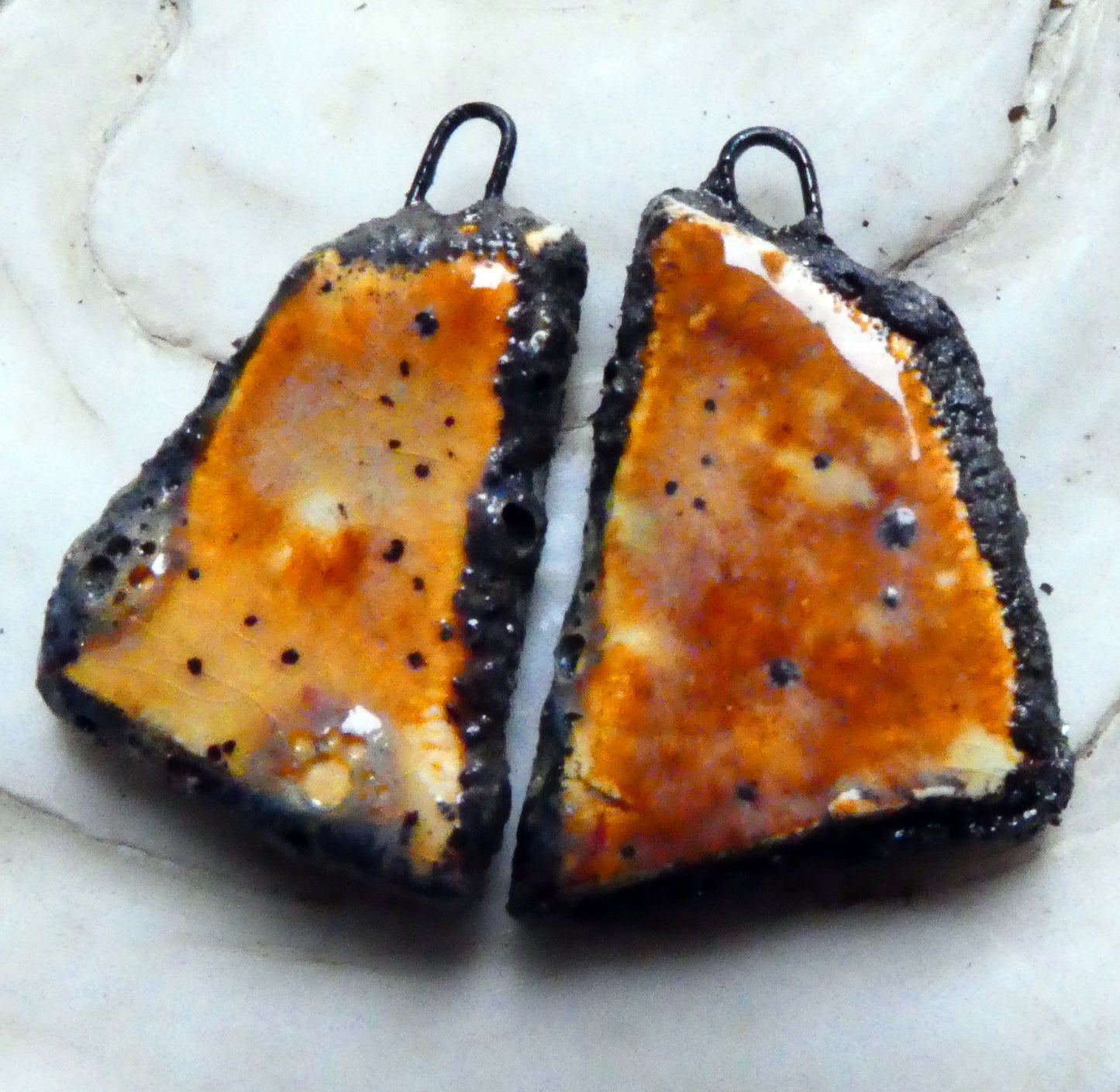 Ceramic Chunky Spangle Edged Charms - Amber Ash