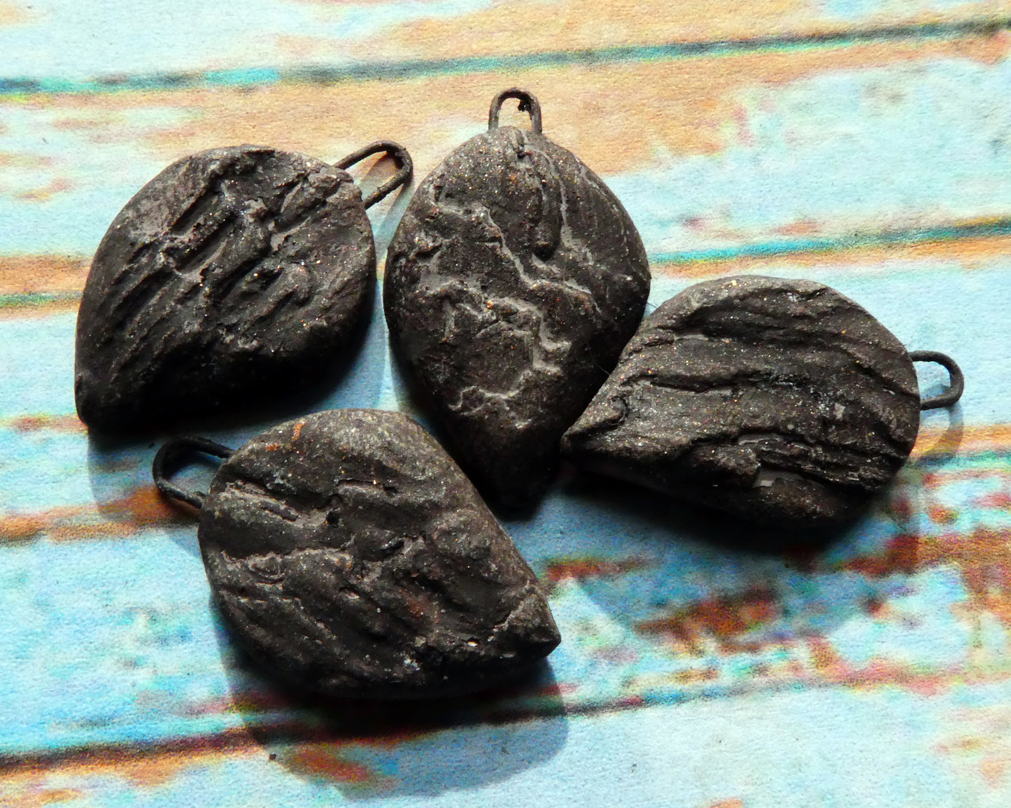 Ceramic Driftwood Textured Drops - Black