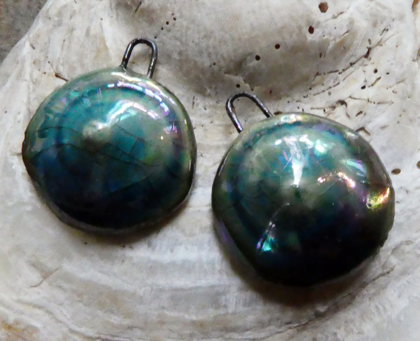 Ceramic Lustrous Button Shell Charms -Oriental Blue