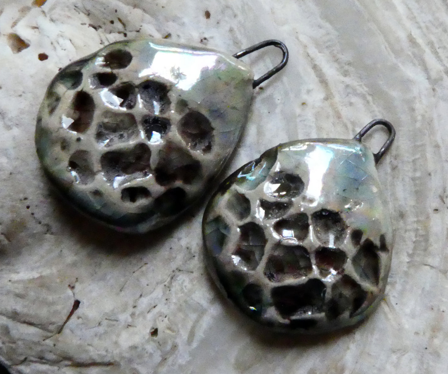 Ceramic Lustrous Seastone Charms -Stone