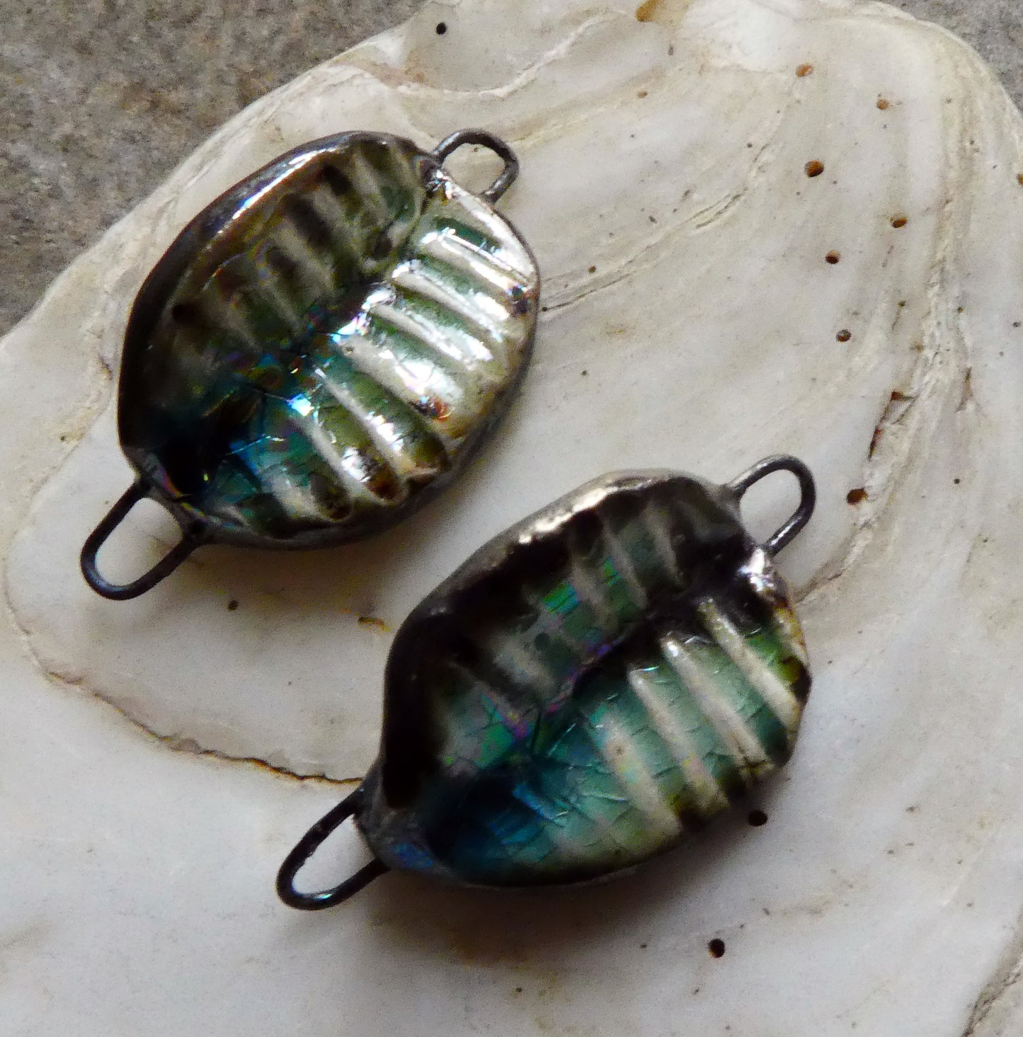 Ceramic Folded Shell Connectors -Water