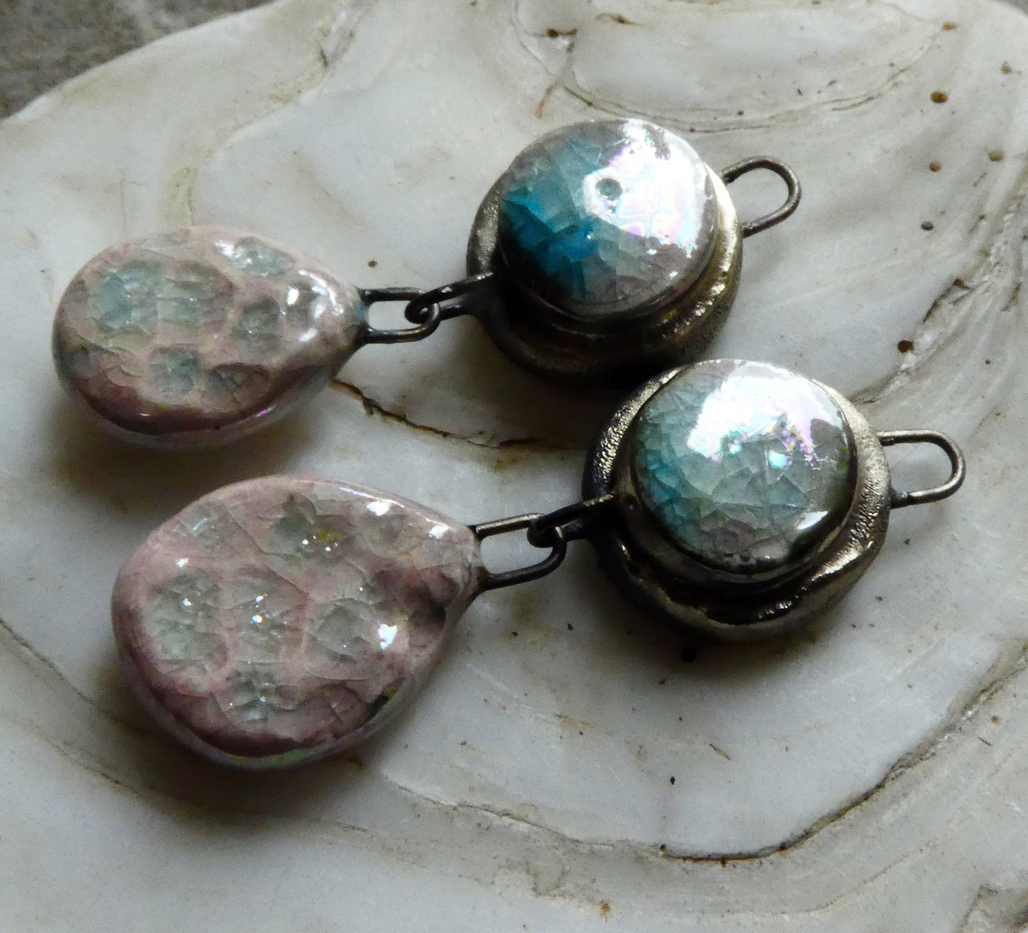 Ceramic Lustrous Moulded Disc and Seastone Dangles - Orchid