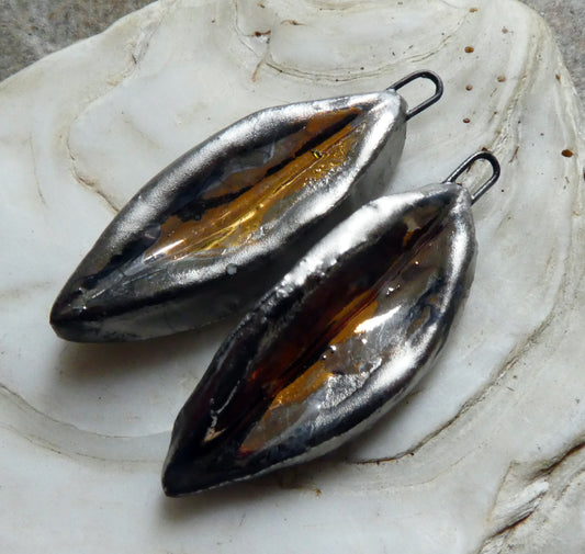 Ceramic Lustrous Leaf Charms - Platinum