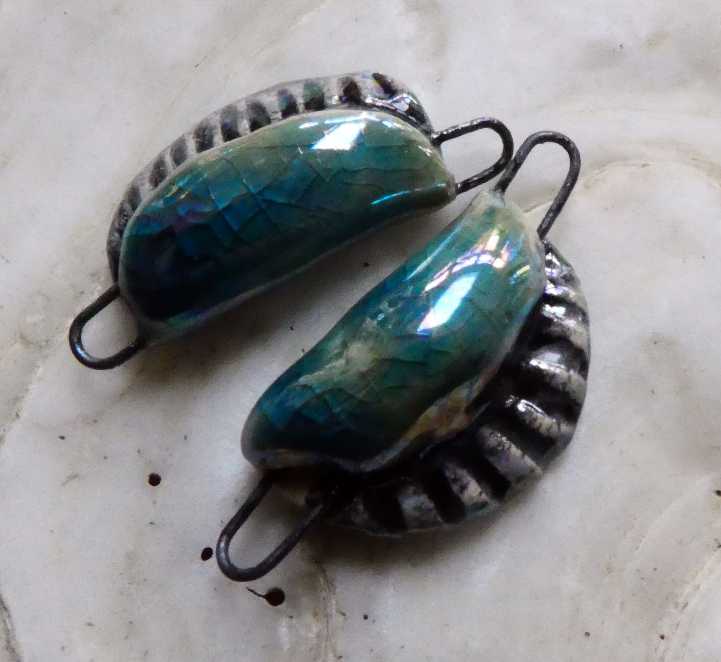 Ceramic Lustrous Black-Lipped Shell Earring Connectors - Oriental Blue