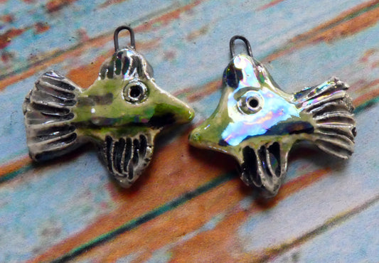 Ceramic Lustrous Ray Fish Earring Charms - Green Crackle