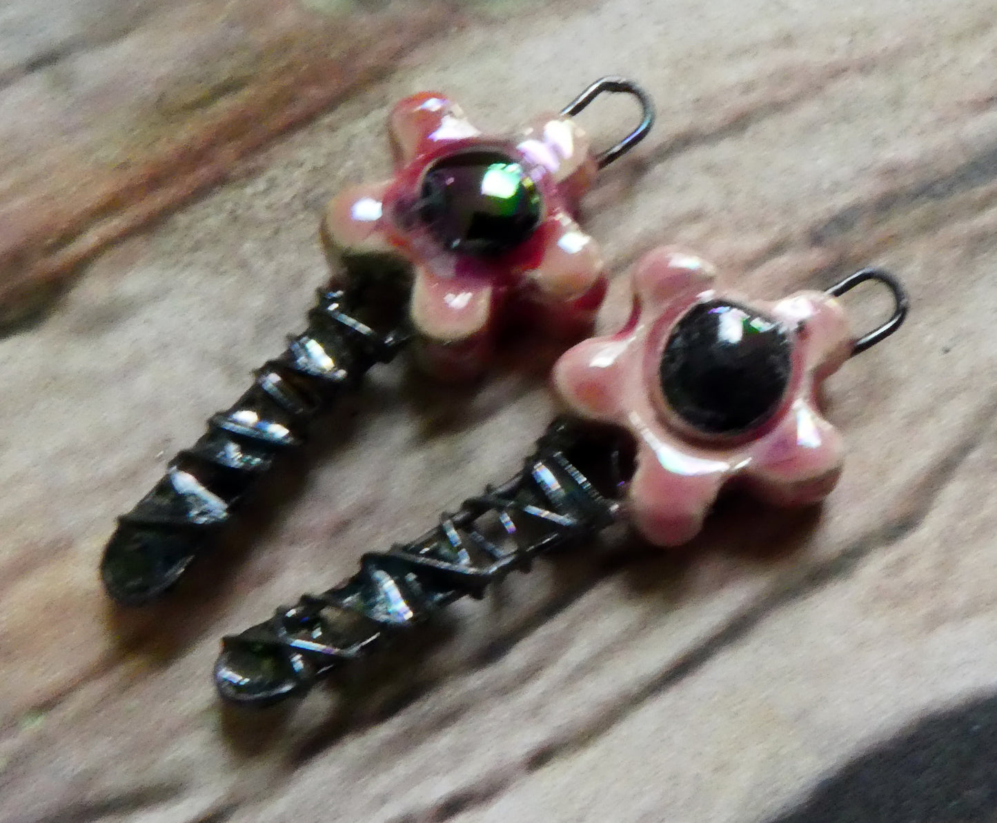 Ceramic Lustrous Wire Wrapped Flower Charms - Berry Tart