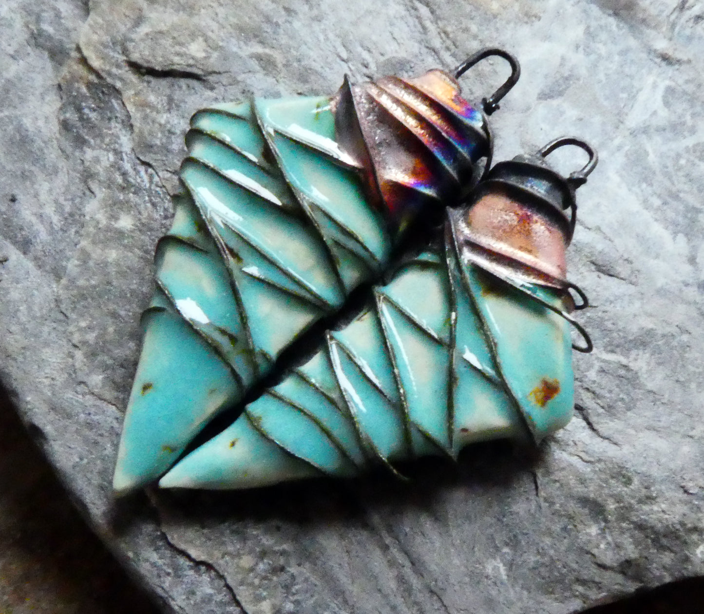 Ceramic Wire Wrapped Stone Cut Charms - Blue Guppy