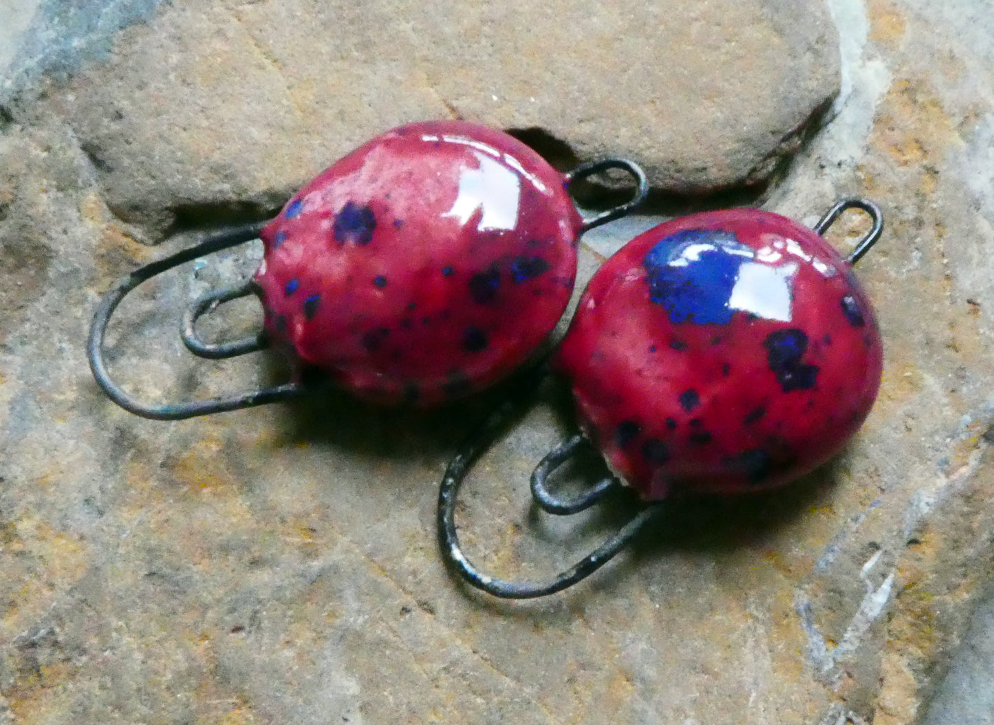 Ceramic Hoopy Disc Connectors - Wild Cherry